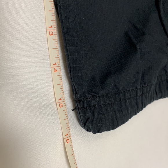 Black Cargo Bermuda shorts by Croft & Barrow. Natural fit. - Picture 7 of 7